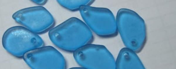 Cultured Sea Glass freeform flat Pendants 10-15mm